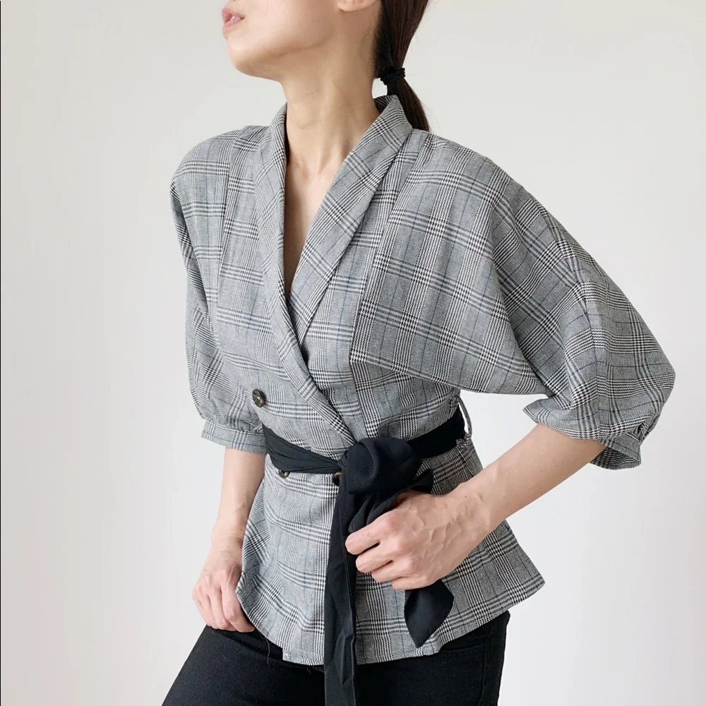 PLAID SLIM  BLAZER TOP - Picture 8 of 12
